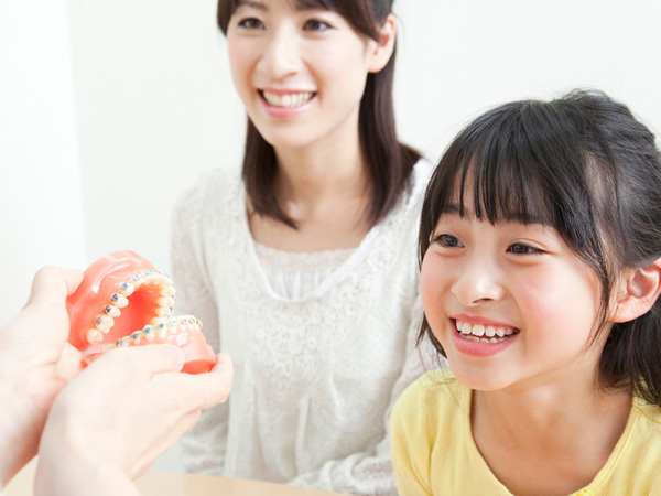 綾瀬の歯医者、新井歯科医院の子供の矯正治療